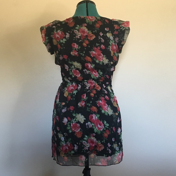 Pinky floral dress - Picture 2 of 4